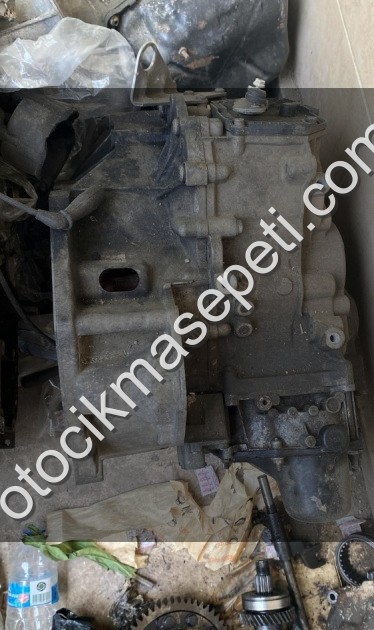 AUDİ A3 HB 2015 DEFRANSİYEL ORJINAL ÇIKMA