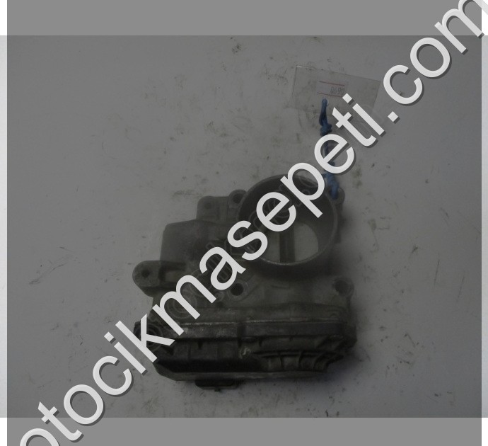 Renault Clio 1.2 Petrol Gaz Kelebeği 820056871