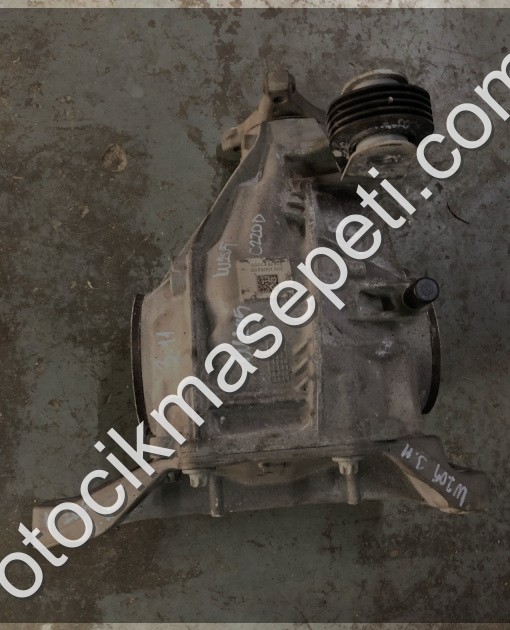 MERCEDES W205 C220 ARKA DEFRANSİYEL 3.11 ORAN ORJINAL