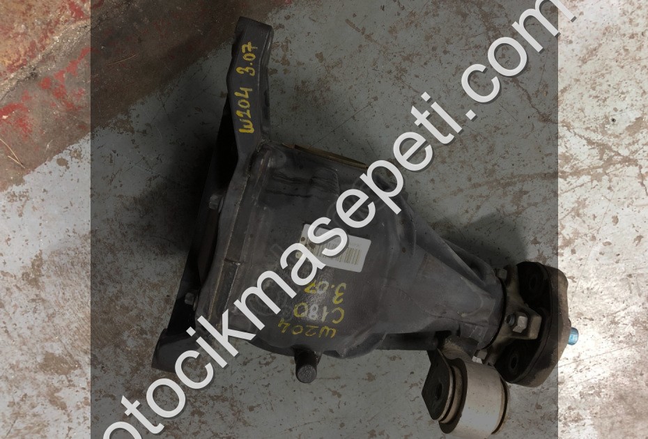 MERCEDES W204 C180 ARKA DEFRANSİYEL 3.07 ORAN A2043500614