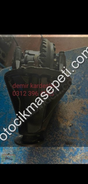 Toyota Hilux 4111 Çıkma Defransiyel