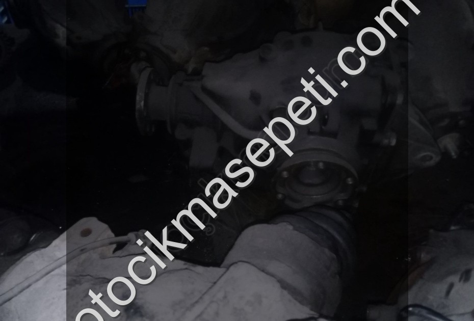 04 BMW 325 XI E 46 defransiyel 3.46 12148221