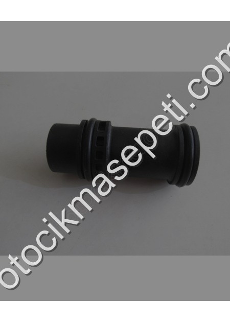 Bmw 5 Seri E60 Yağ Radyatör Hortumu Eşanşör Borusu Uzun 20042010