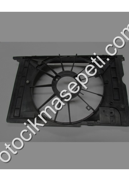 Toyota Auris Radyatör Fan Davlumbazı Boş Gövde Benzinli Tip 2011