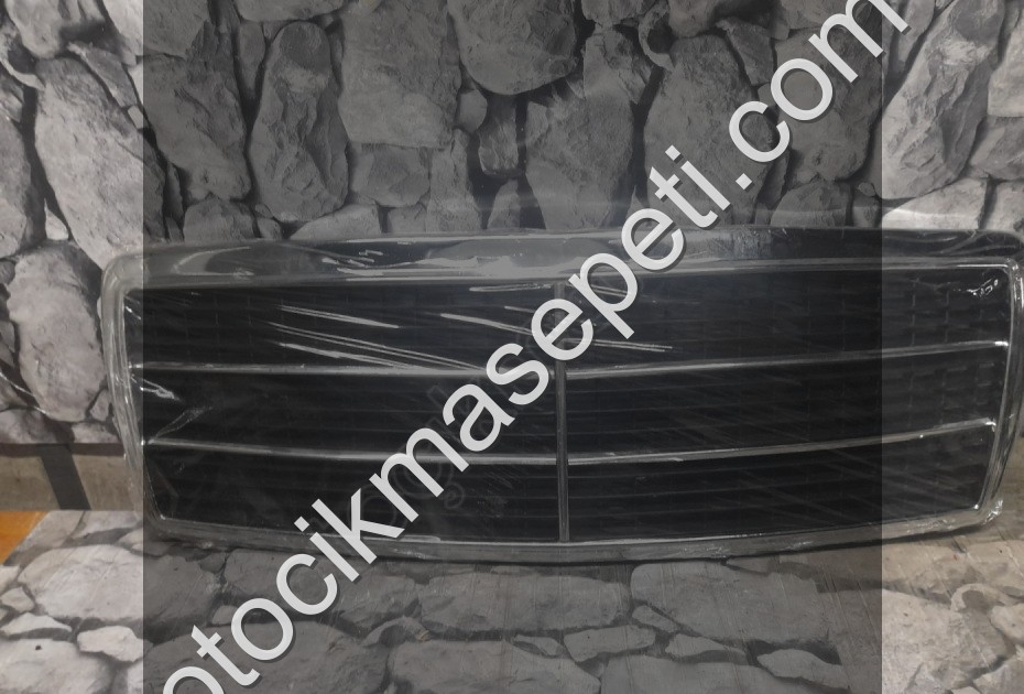 Mercedes C Serisi W202 Ön Panjur Sıfır İthal - Mercedes Oto Çıkma Parça