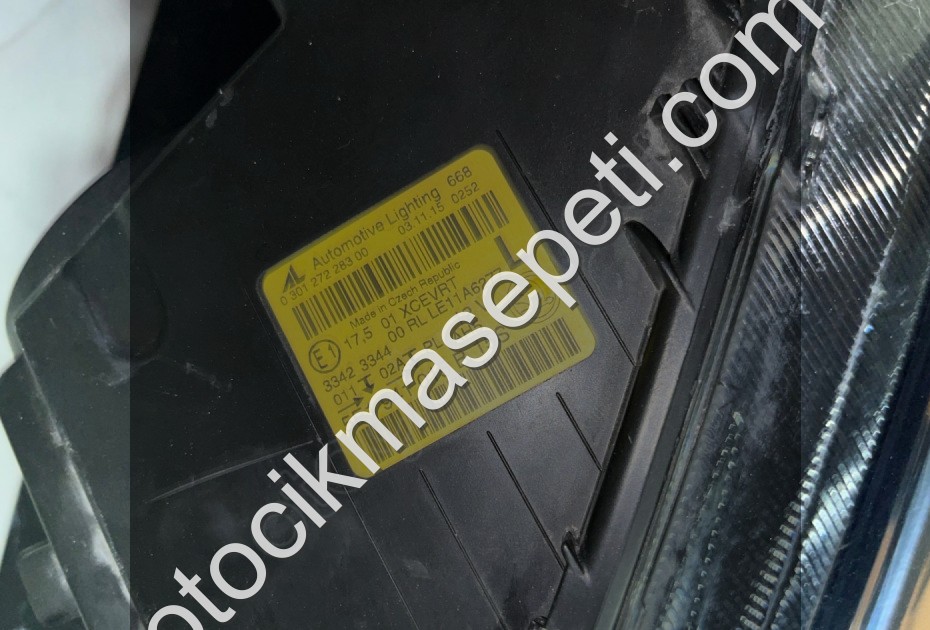 SKODA OCTAVİA SOL ÖN FAR 2013-2017 ÇIKMA ORİJİNAL 5E1 941 015 B