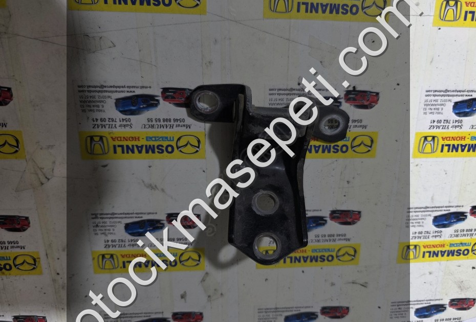 Mazda 3 Kapı Menteşesi