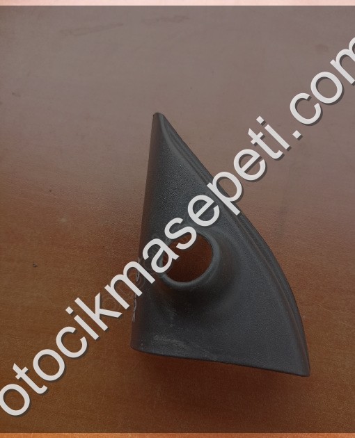 Hyundai Accent Era Dikiz Ayna Üçgeni