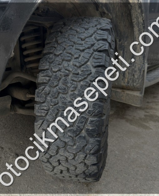 Tüm arazi araçları suv-Pikap ve minibüslere uyar At lastik