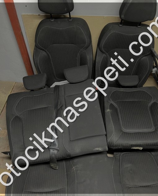 RENAULT MEGANE 4 TAKIM KOLTUK ÖN ARKA