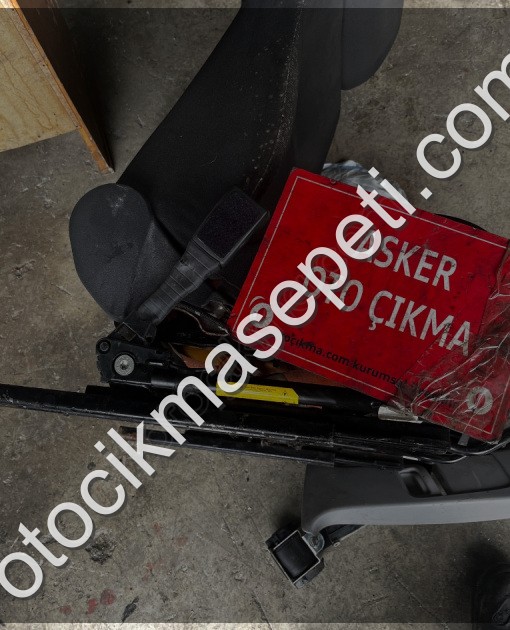 Astra H sağ ön emniyet kemeri