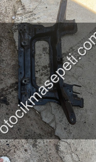 Peugeot partner Berlingo 1.9 düz dizel motor traverzi hatasız