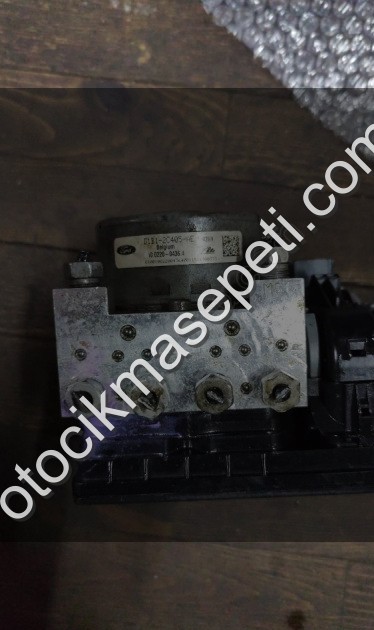 D1B1-2C405-AE FORD FİESTA ABS BEYNİ