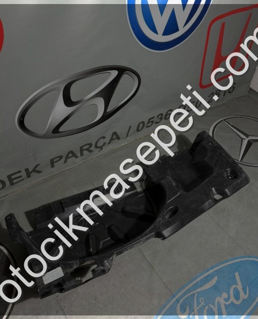 VW TRANSPORTER STEPNE KAPLAMA SIFIR ORJİNAL 7H0825194G