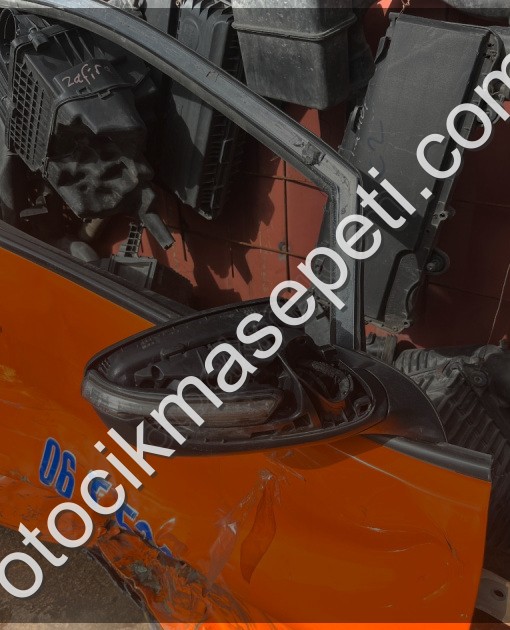 KİA CERATO SAĞ AYNA