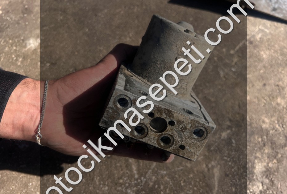 MERCEDES SPRİNTER VİTO  2.2 CDI ABS BEYNİ KART SOKET YERİ YOK