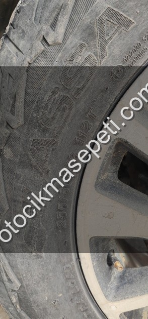 Nissan nawara jant lastik takımları