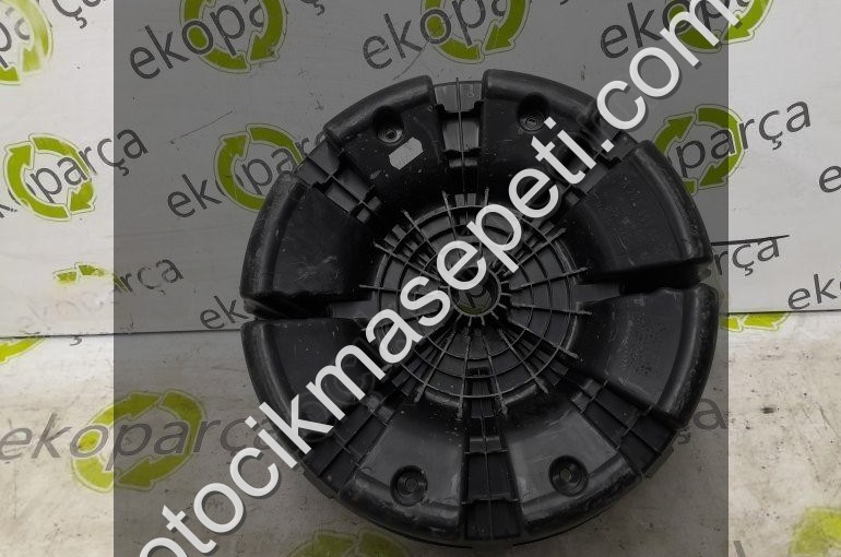 MERCEDES C SERİSİ 2007 2014 W204 STEPNE YUVASI A2048980007