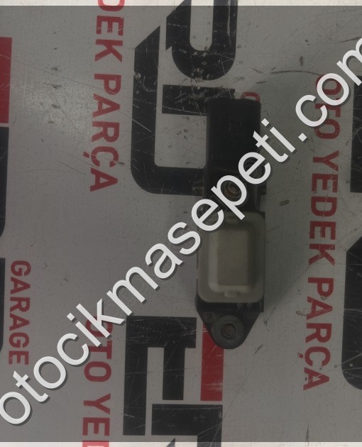 Mercedes Benz W211 E-Serisi Hava Yastığı Sensörü 0028201326