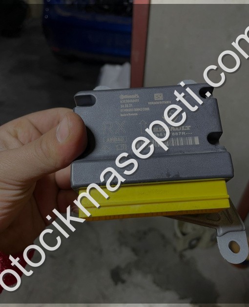 RENAULT CLİO 5 EVOLUTİON AİRBAG BEYNİ 985107887R