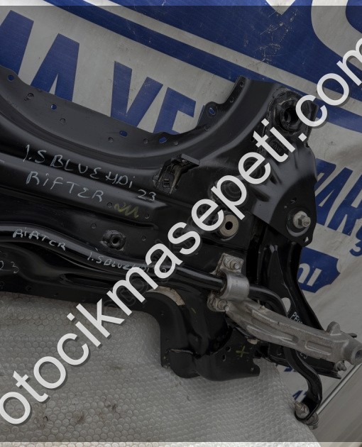 Peugeot Rifter 1.5 BlueHDİ Travers / Motor Beşiği ORJİNAL