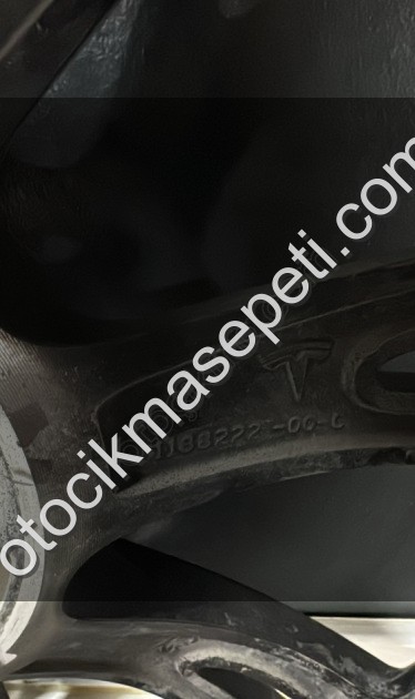 TESLA MODEL Y 19 İNÇ JANT 9.5 J JANT 1188222-00
