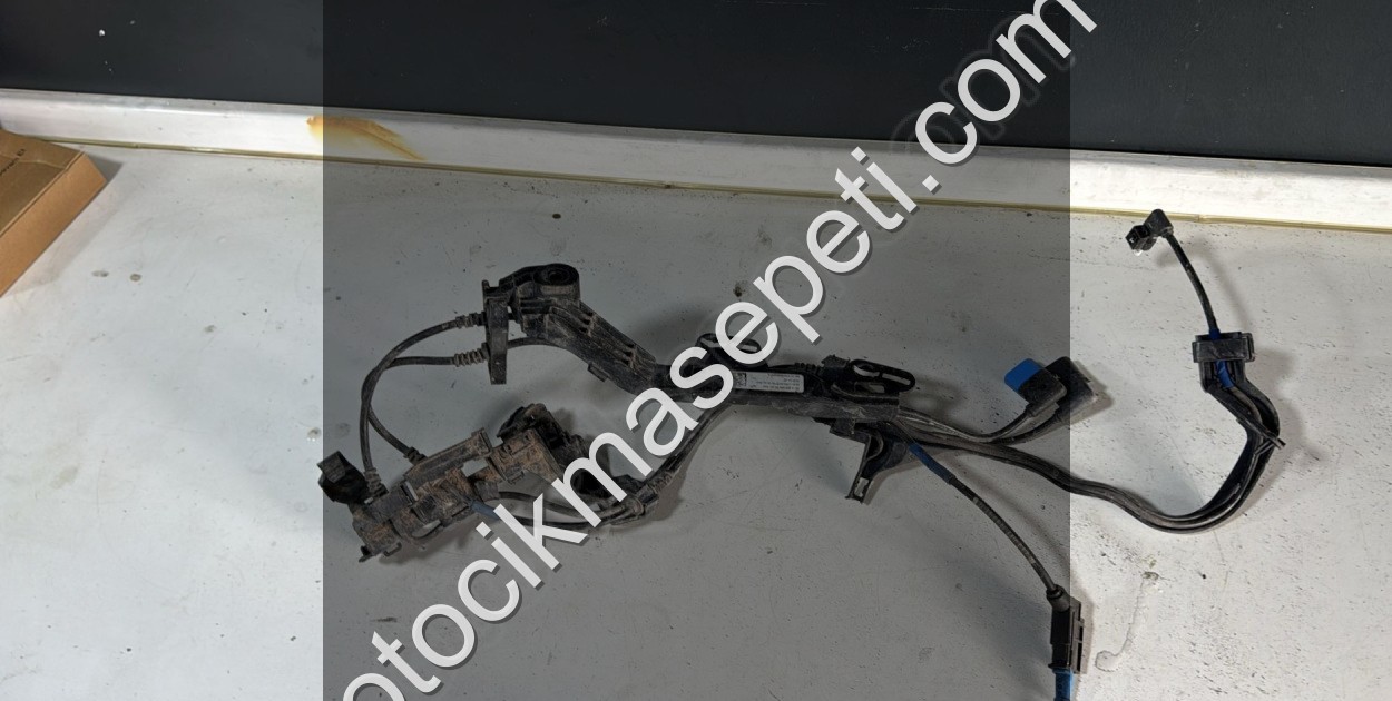 MERCEDES C SERİ C43 W206 SAĞ ÖN ABS KABLO TESİSATI 2065404636