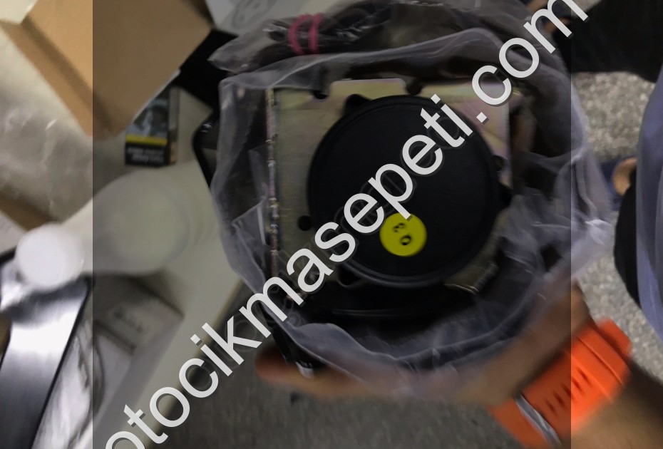 MERCEDES W213 KASA ARKA ORTA MENİYET KEMERİ SIFIR