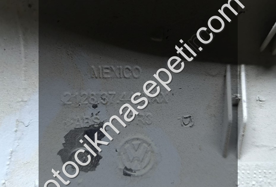 JETTA SOL AYNA KAPAĞI