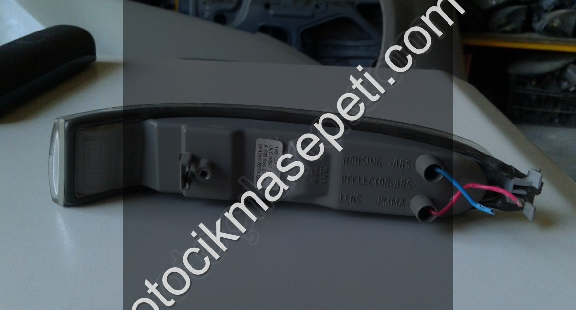 MERCEDES CLK W209 AYNA SINYALI LED SOL