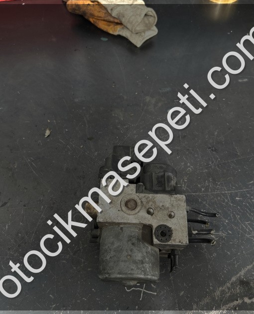 AUDİ A4 B5 ABS BEYNİ 8E0 614 111ÇIKMA ORJİNAL