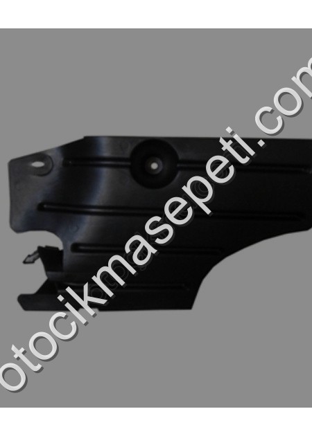 Ford Focus Sd/Hb Arka Muhafaza Plastiği Sağ Bfn 20052007