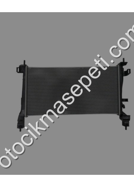 Fiat Fiorino Su Radyatörü 1 3 Mjtd Brazing 630X318X22 Manuel Alüm