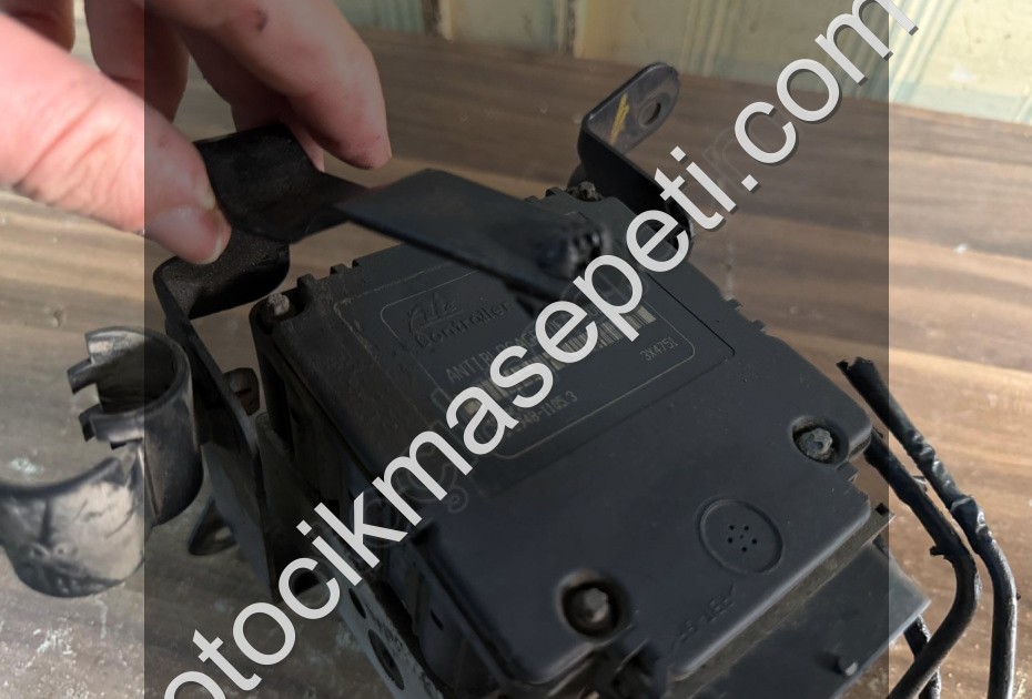 PEUGEOT 206 ABS BEYNİ ORJİNAL ÇIKMA 1.4 BENZİNLİ 98-05 MODEL