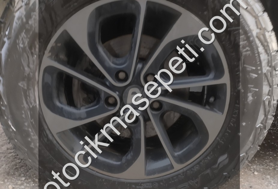 DACİA DUSTER ÇELİK JANT ÇIKMA ORJ 16İNÇ RENKAY KOCAELİ