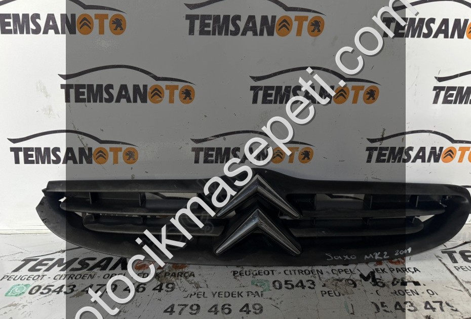 CİTROEN SAXO MK2 ÖN PANJUR VE AMBLEMLERİ ÇIKMA ORJİNAL TEMSAN