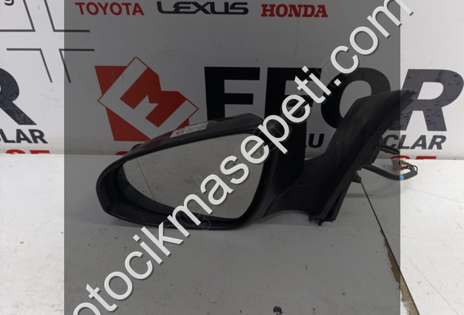 TOYOTA COROLLA SOL AYNA ÇIKMA ORİJİNAL PARÇA