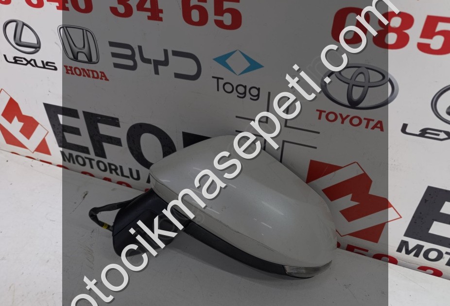 TOYOTA COROLLA KOMPLE SOL AYNA ÇIKMA ORİJİNAL PARÇA