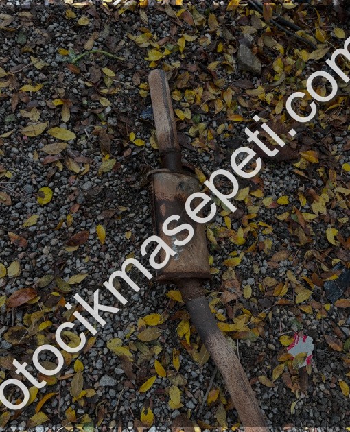 Renault Kangoo 1.9 Egzoz Orta ve Arka Susturucu