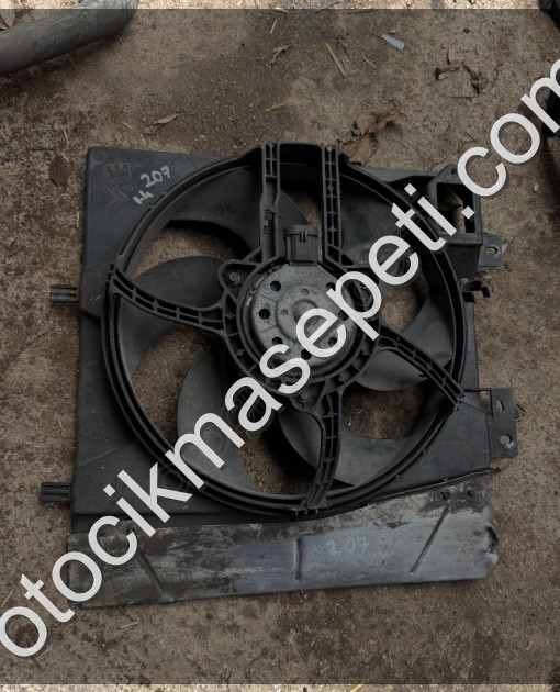 Peugeot 207 Orjinal Fan Pervane