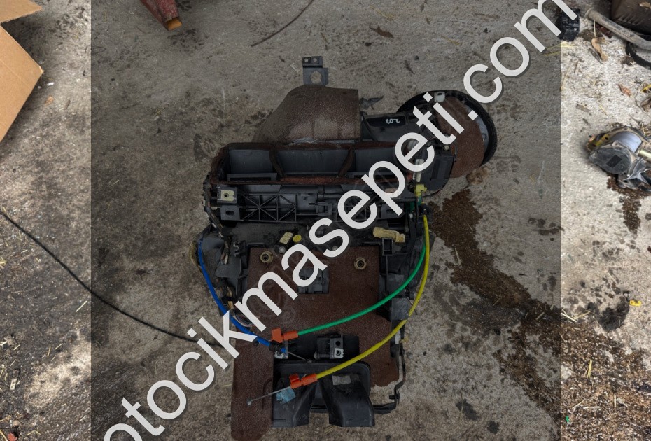 Peugeot 207 Kalorifer Kazanı 06-15 Orjinal - Peugeot Oto Çıkma Parça