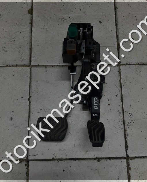 CLİO 5 PEDAL TAKIMI ÇIKMA ORJİNAL