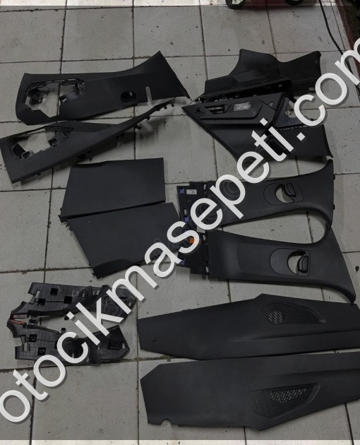 CLİO 5 İÇ TRİM BAKALİT ÇIKMA ORJİNAL