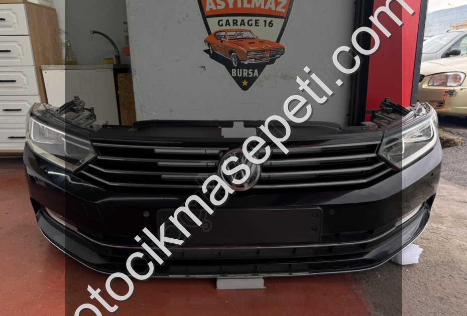 PASSAT B8 ÖN TAMPON FARLI DOLU SET ORJİNAL SİYAH