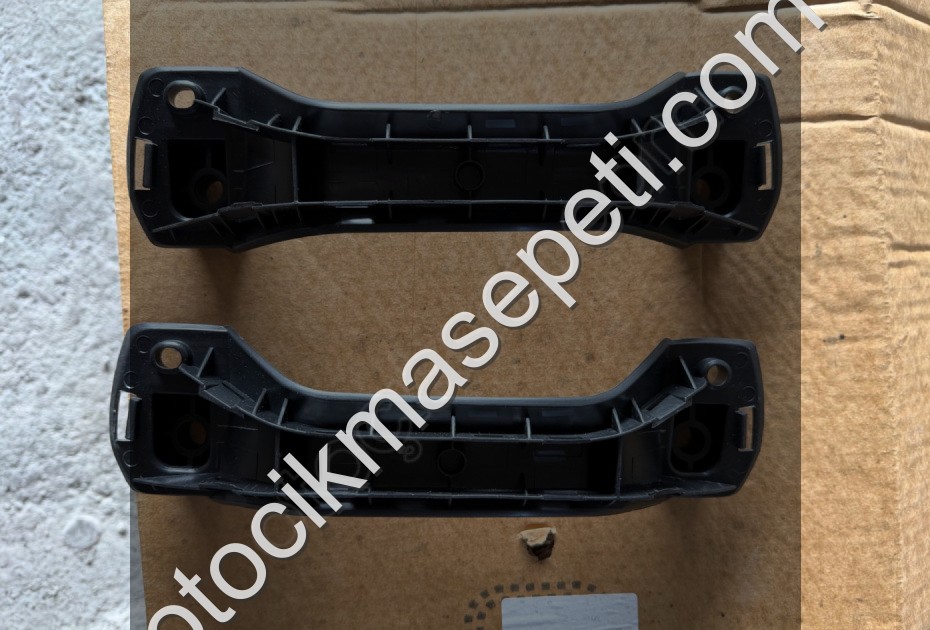 Ford f max silecek tutamağı