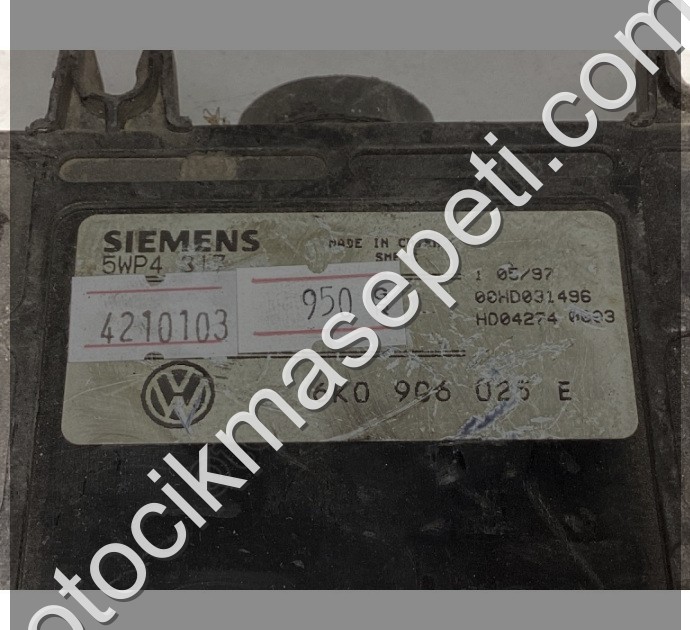 Volkswagen Polo 1.6 Motor Beyni 6K0906025E