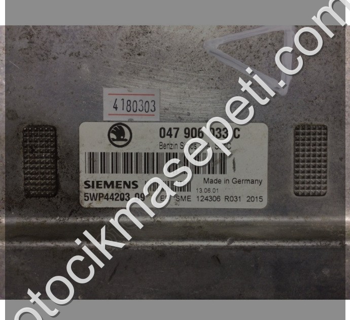 Skoda Fabia 1.4 Motor Beyni 5WP4420309 047906033C