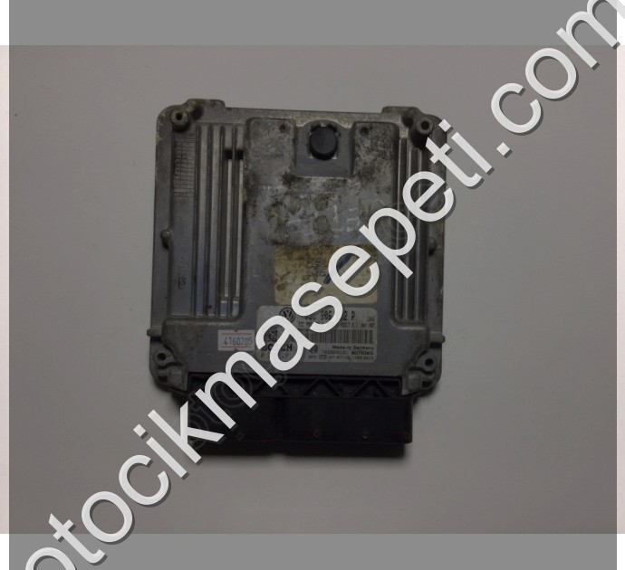 Volkswagen Golf 1.4 Motor Beyni Med17.5.1 0261201771 03C906032P