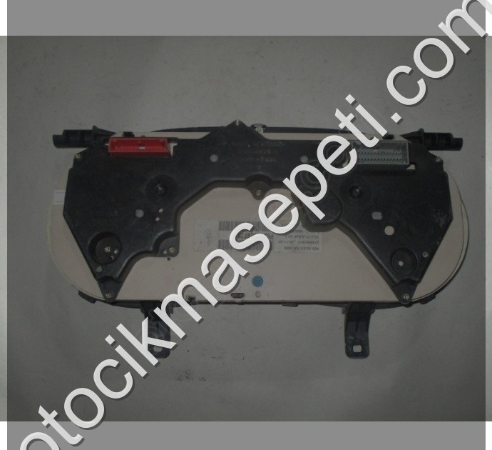 Renault Clio 2 Kilometre Saati Gösterge Paneli P8200059778