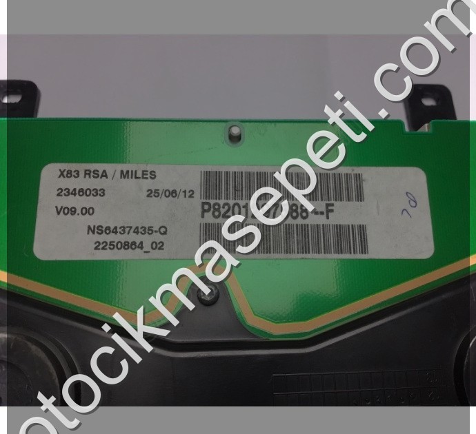 Renault Trafic Kilometre Saati Gösterge Paneli P8201297588-F